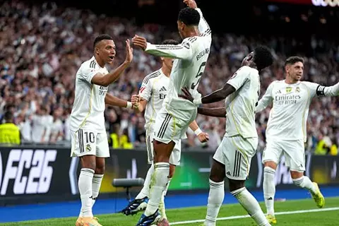 الرابع على التوالي.. ريال مدريد يسحق فالنسيا ويبتعد بصدارة الدوري الإسباني